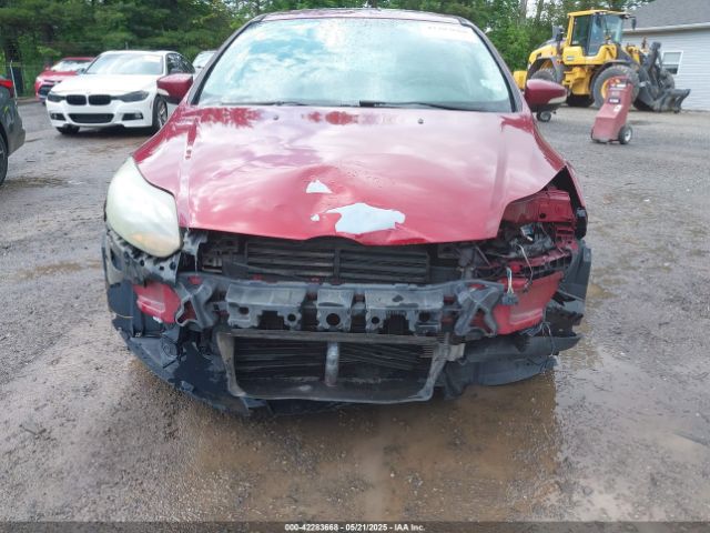 1FADP3N22EL374730 Ford Focus Titanium