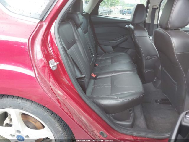 1FADP3N22EL374730 Ford Focus Titanium