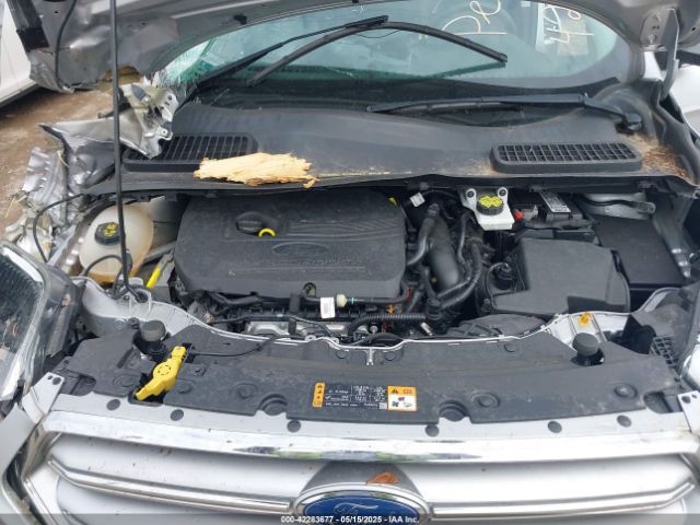 1FMCU0GD2HUB76901 Ford ESCAPE SE