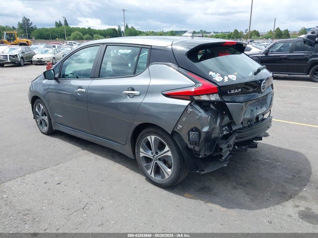 1N4AZ1CP2JC315574 Nissan LEAF SV