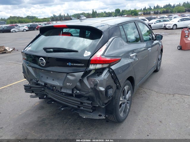 1N4AZ1CP2JC315574 Nissan LEAF SV