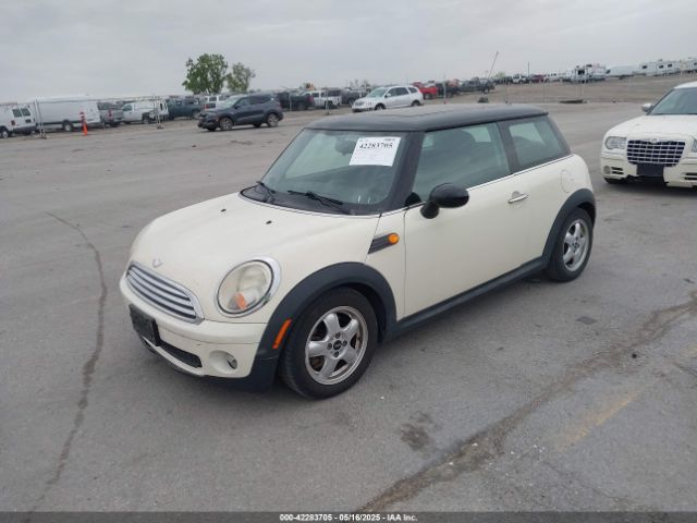 2008 MINI COOPER WMWMF33598TT62179 Photo 1