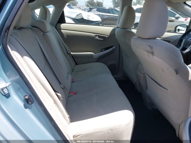 JTDKN3DUXF1950054 Toyota Prius Two