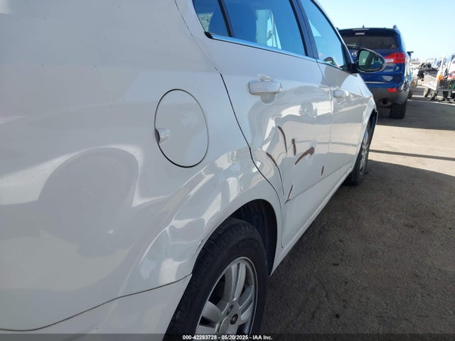 1G1JC5SG1E4105187 Chevrolet Sonic Lt Auto
