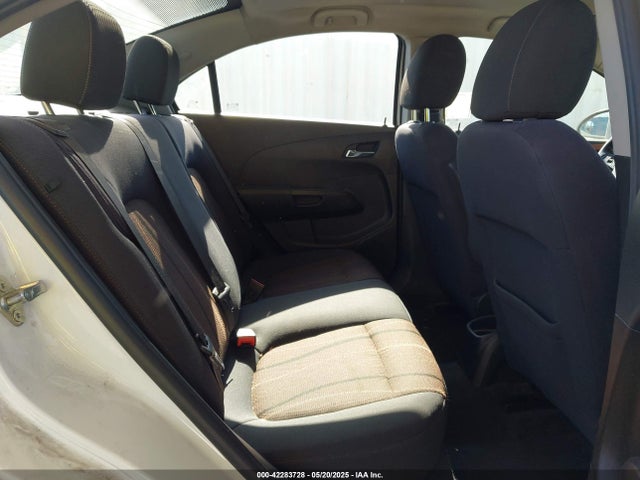 1G1JC5SG1E4105187 Chevrolet Sonic Lt Auto