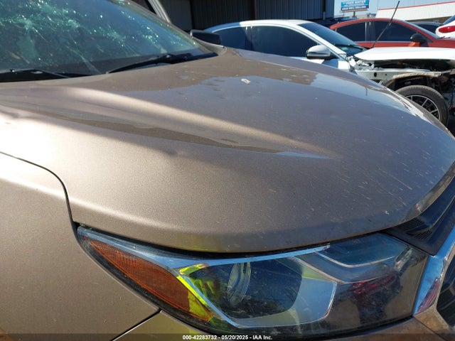 3GNAXHEV3JL318791 Chevrolet EQUINOX LS