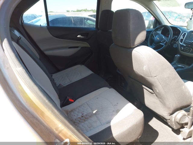 3GNAXHEV3JL318791 Chevrolet EQUINOX LS