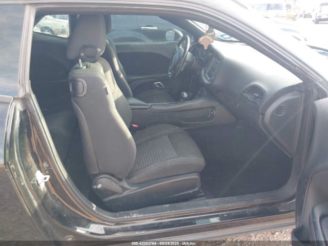 2C3CDZAG8GH279029 Dodge Challenger Sxt