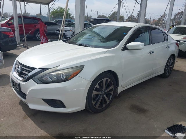 Nissan 2017 2017 1N4AL3AP1HC136243 Image 2