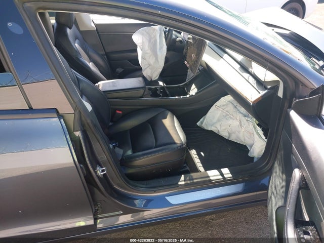 5YJ3E1EA9LF739329 Tesla MODEL 3