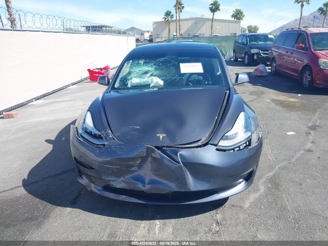5YJ3E1EA9LF739329 Tesla MODEL 3