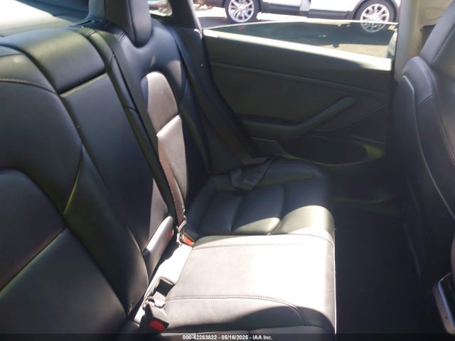 5YJ3E1EA9LF739329 Tesla MODEL 3