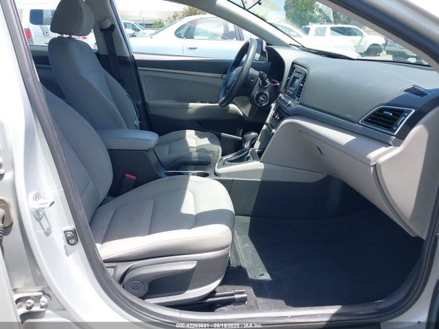 KMHD74LF5JU499730 Hyundai ELANTRA SE