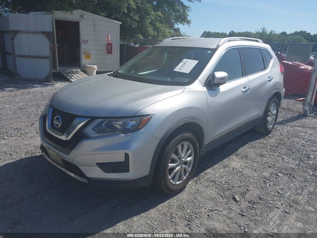 Nissan ROGUE SV 2017 JN8AT2MT9HW391822 Image 2