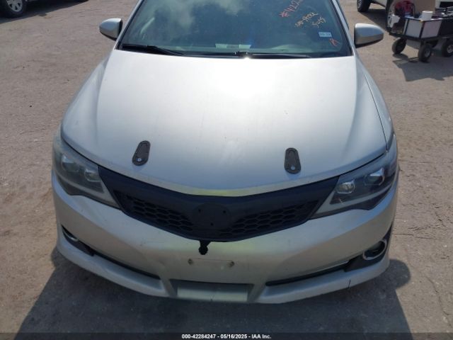 4T1BF1FK3EU335965 Toyota CAMRY SE