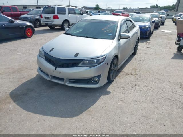 4T1BF1FK3EU335965 Toyota CAMRY SE