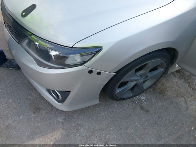4T1BF1FK3EU335965 Toyota CAMRY SE