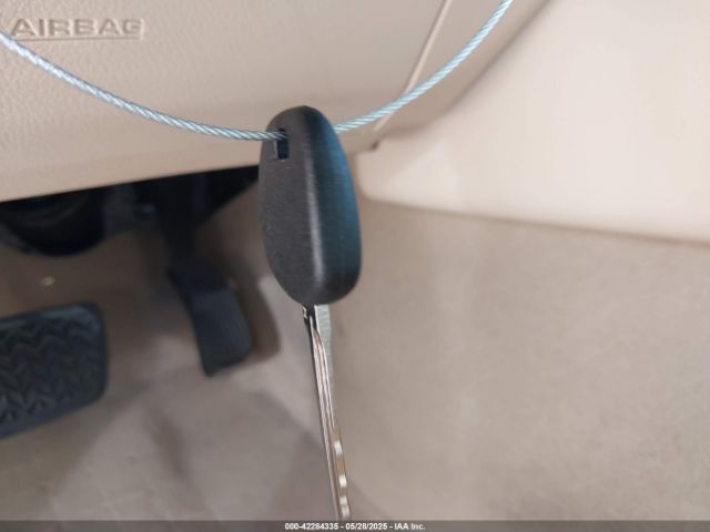 4T1BF1FK5HU297045 Toyota CAMRY LE