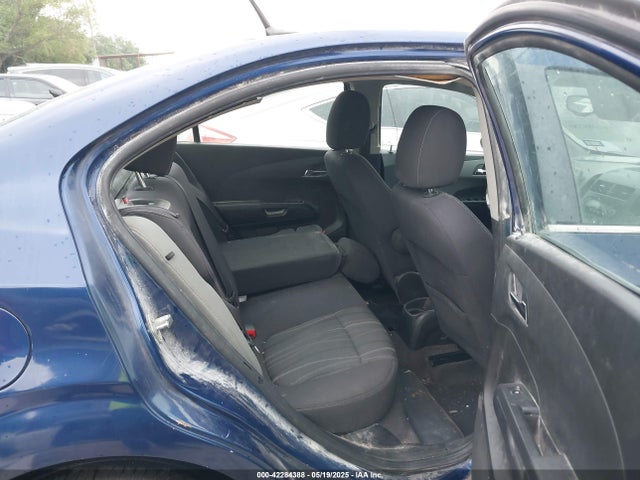 1G1JC5SH2E4218221 Chevrolet Sonic Lt Auto