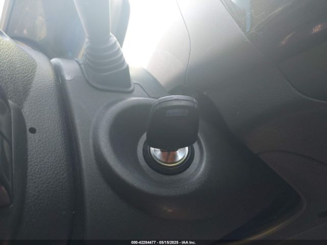KL8CD6S99EC592674 Chevrolet Spark 1lt Auto