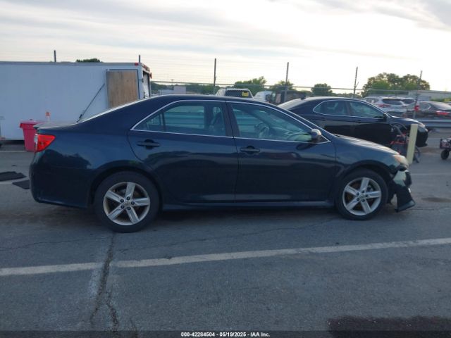4T1BF1FK1EU820394 Toyota CAMRY SE