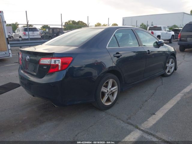 4T1BF1FK1EU820394 Toyota CAMRY SE