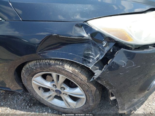 1FADP3F27EL297934 Ford FOCUS SE