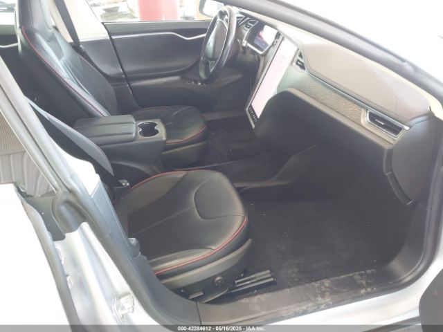 2013 TESLA MODEL S 5YJSA1DP6DFP07999 Photo 4