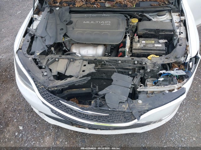 1C3CCCAB4FN650293 Chrysler 200 Limited