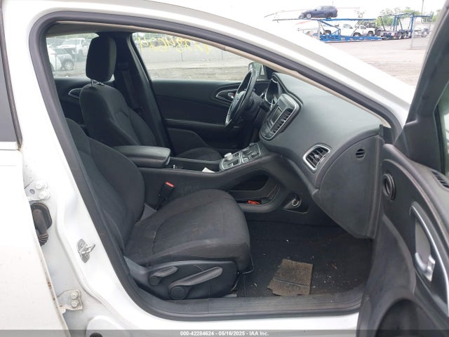 1C3CCCAB4FN650293 Chrysler 200 Limited