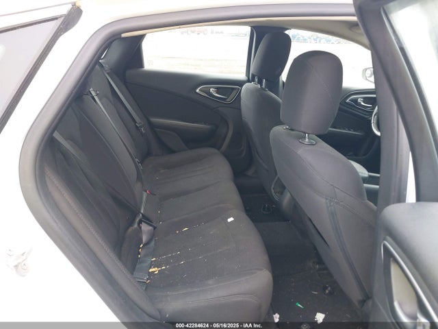 1C3CCCAB4FN650293 Chrysler 200 Limited