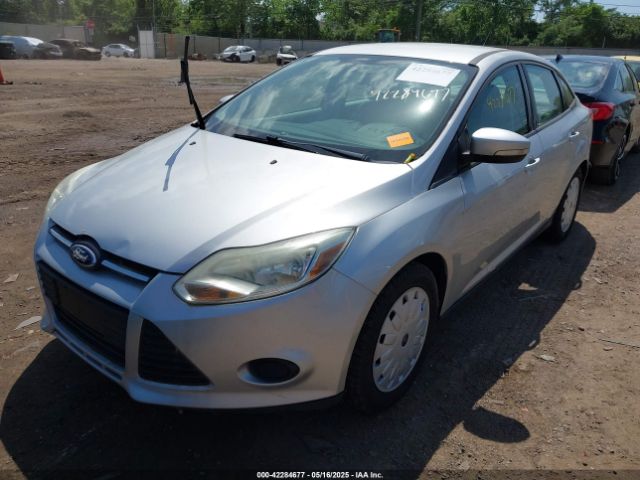 1FADP3F21EL394062 Ford FOCUS SE