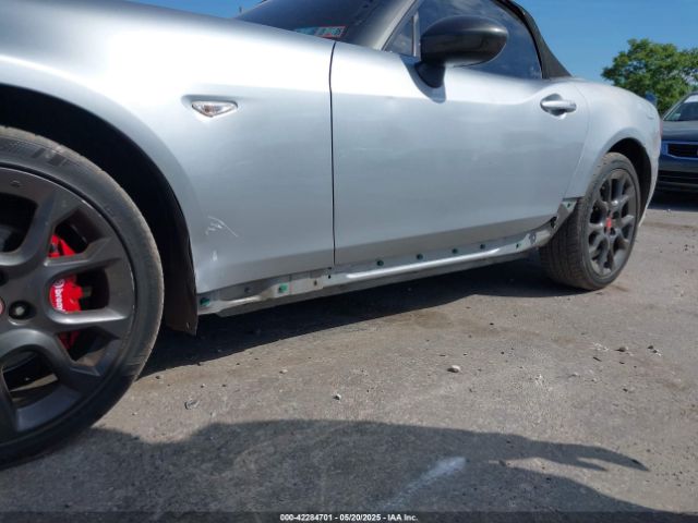 2018 FIAT 124 SPIDER JC1NFAEK3J0134066 Photo 5
