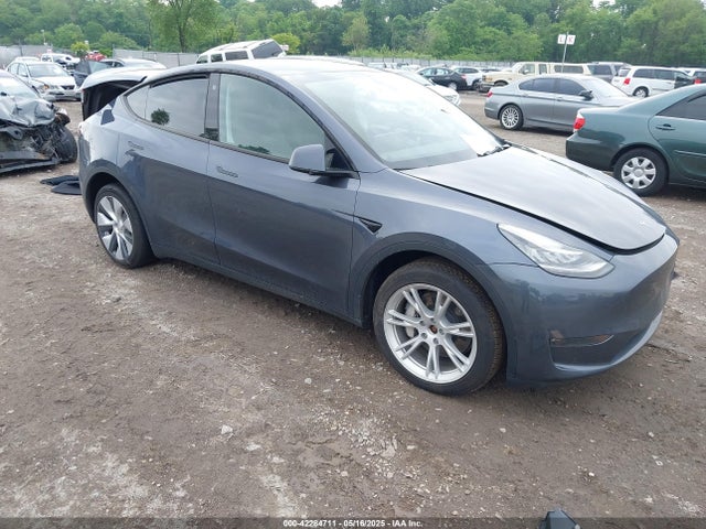 7SAYGDEE9PA130624 Tesla 2023