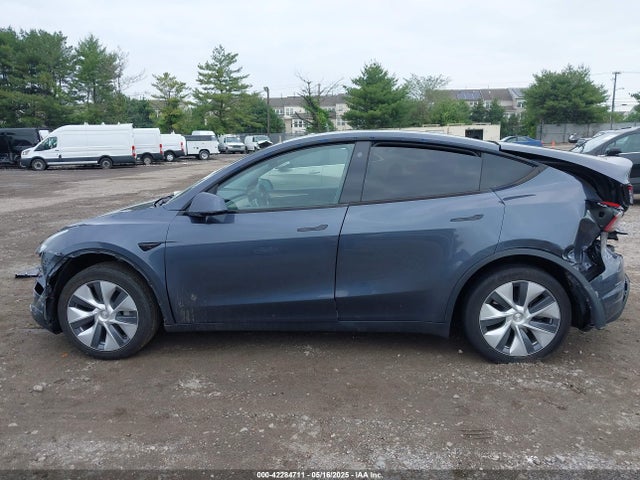 7SAYGDEE9PA130624 Tesla 2023