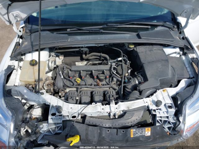 1FADP3F2XEL366700 Ford FOCUS SE