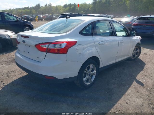 1FADP3F2XEL366700 Ford FOCUS SE