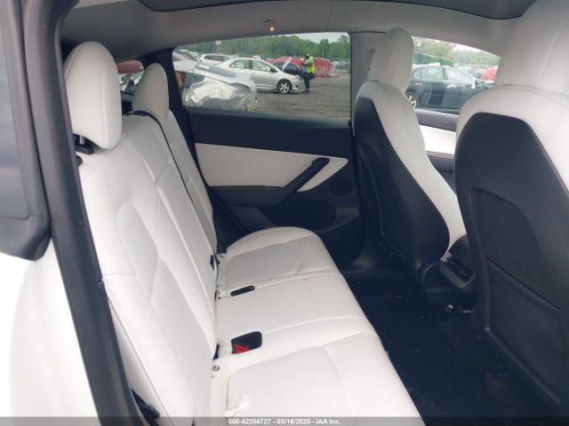 2022 TESLA MODEL Y 7SAYGDEE1NF354678 Photo 7