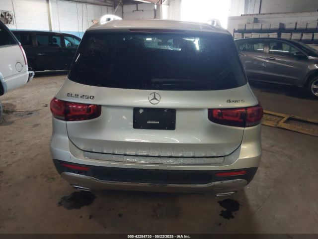 W1N4M4HB8LW049749 Mercedes-Benz Glb 250 4matic
