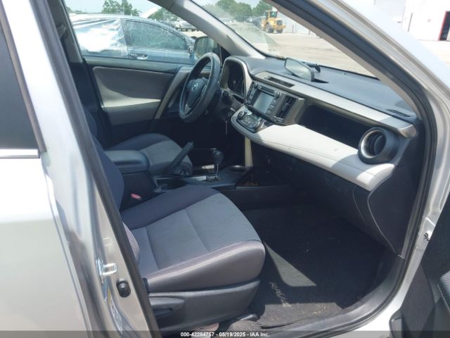 2T3WFREV7FW199456 Toyota Rav4 Xle