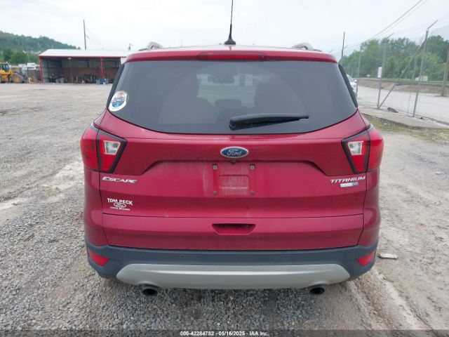 1FMCU9J97KUC29706 Ford Escape Titanium