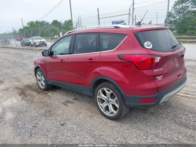 1FMCU9J97KUC29706 Ford Escape Titanium