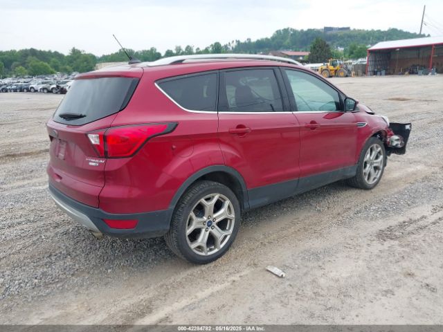 1FMCU9J97KUC29706 Ford Escape Titanium
