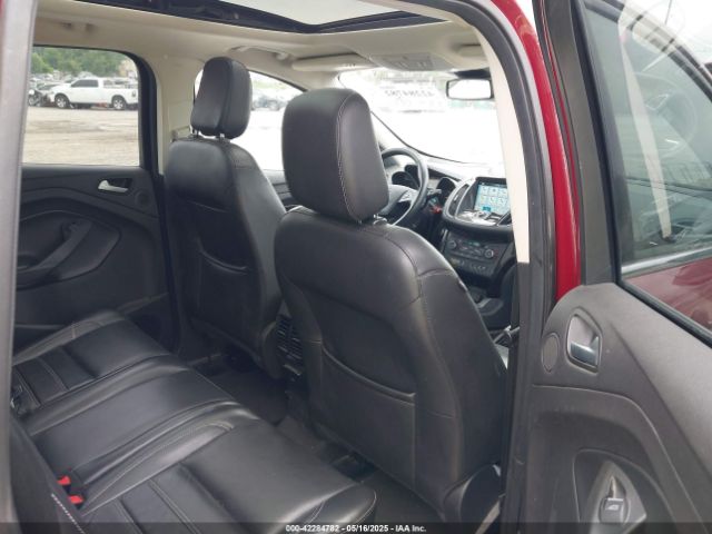 1FMCU9J97KUC29706 Ford Escape Titanium