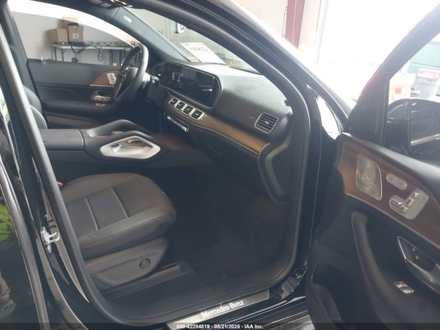 4JGFD5KB7SB319795 Mercedes-Benz m256m
