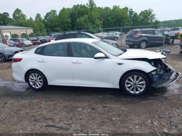 5XXGT4L36JG233495 KIA Optima S