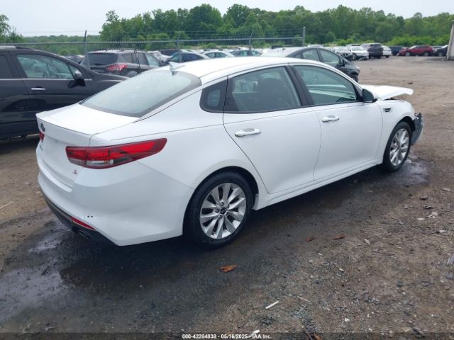 5XXGT4L36JG233495 KIA Optima S