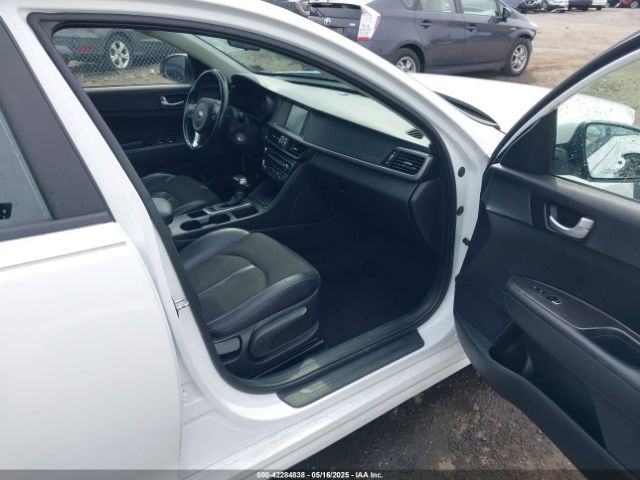5XXGT4L36JG233495 KIA Optima S