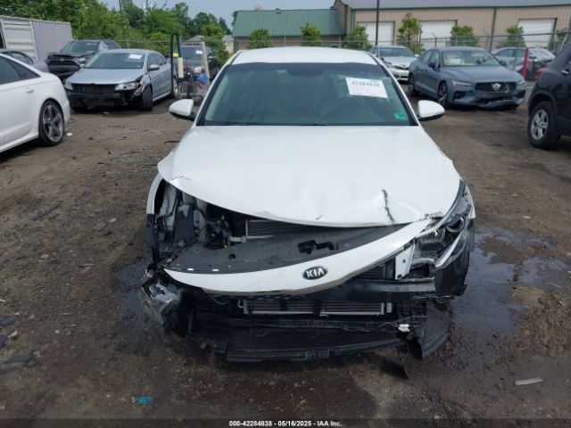 5XXGT4L36JG233495 KIA Optima S