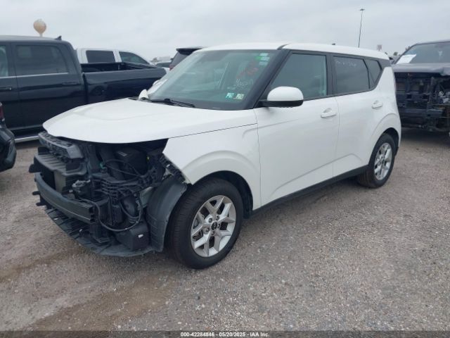 KNDJ23AU1P7880418 KIA SOUL LX